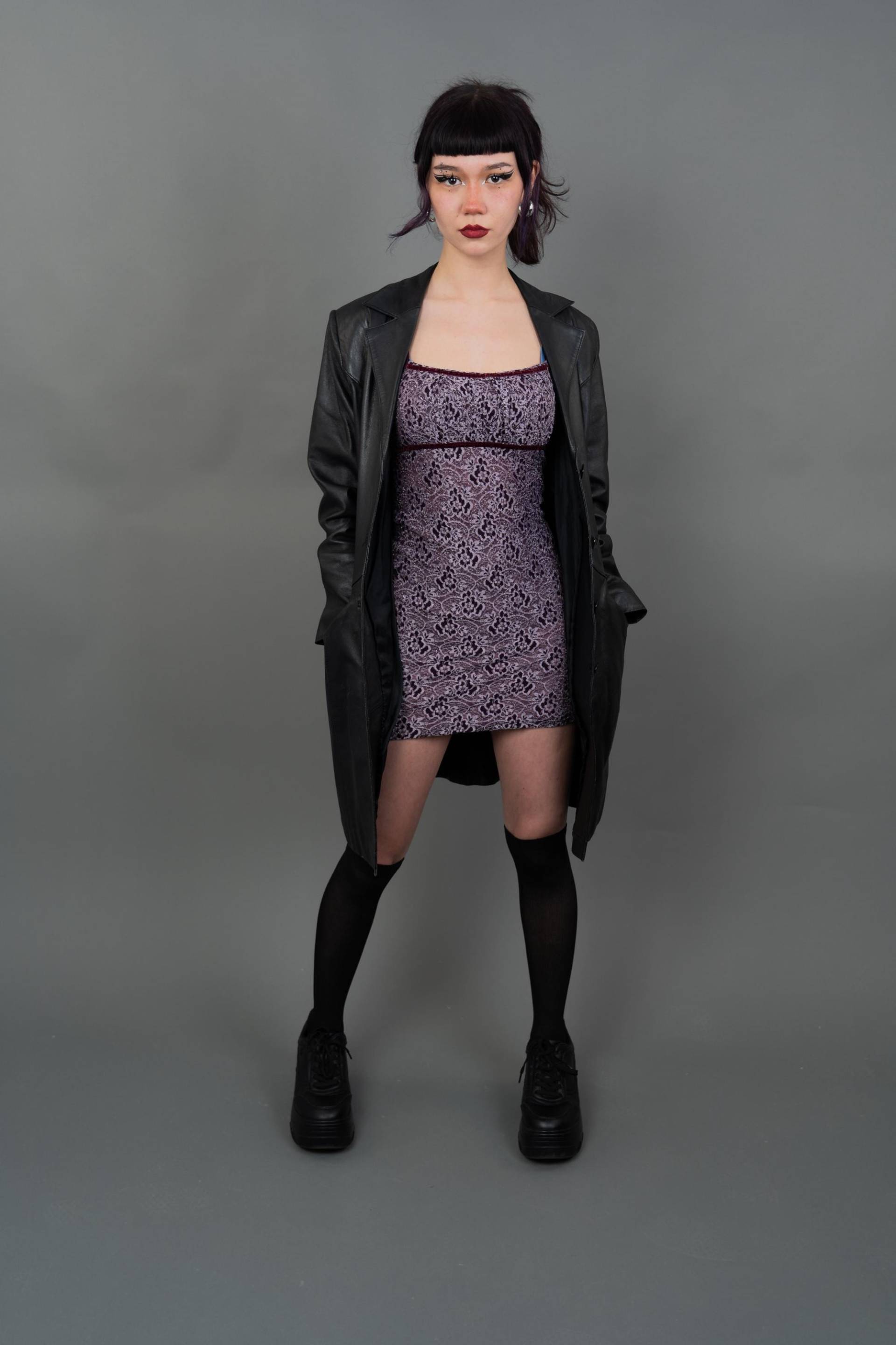 80S Vintage Black Leather Coat - Iconic Grunge Style Distressed Black Size S Waisted von nonaClothingVintage