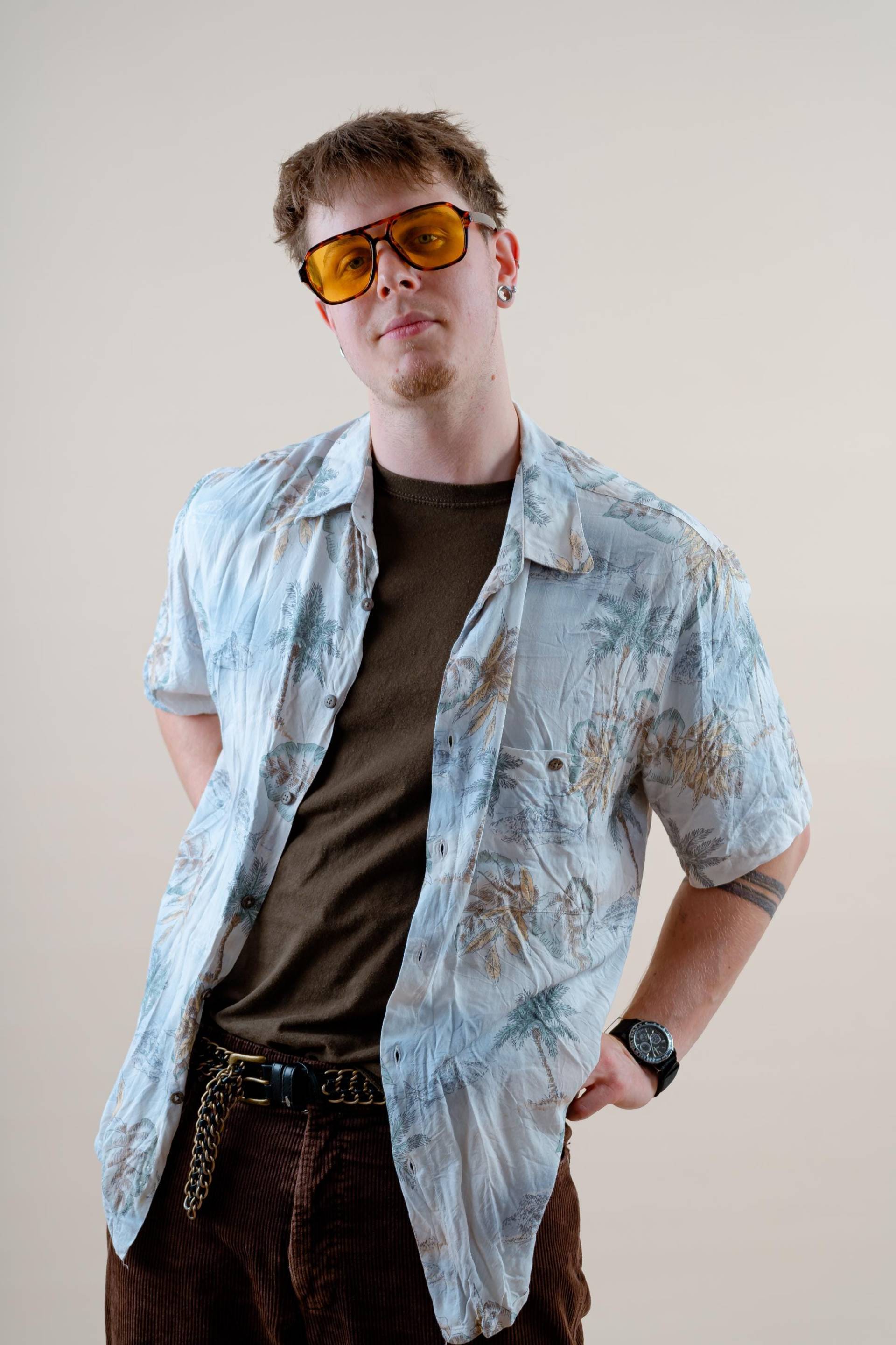 80S Vintage Oversized Printed Shirt - Short Sleeve Cotton Festival Top in Size Xxl Boho Brown Perfect For Retro Style von nonaClothingVintage