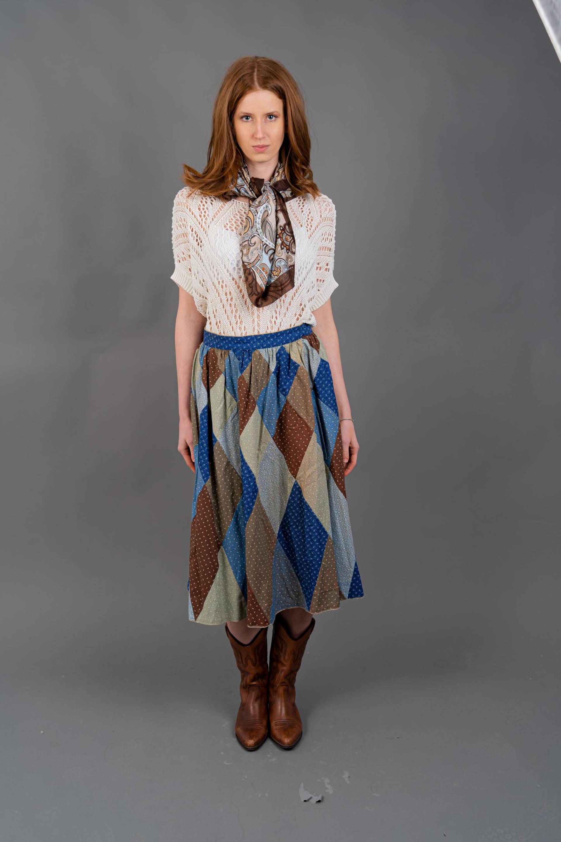 90S Vintage Maxi Skirt in Earth Karo Tones - Whimsy Witchcore Fairy Core Style | Cottagecore Aesthetic Size S/M Boho Festival Essential von nonaClothingVintage