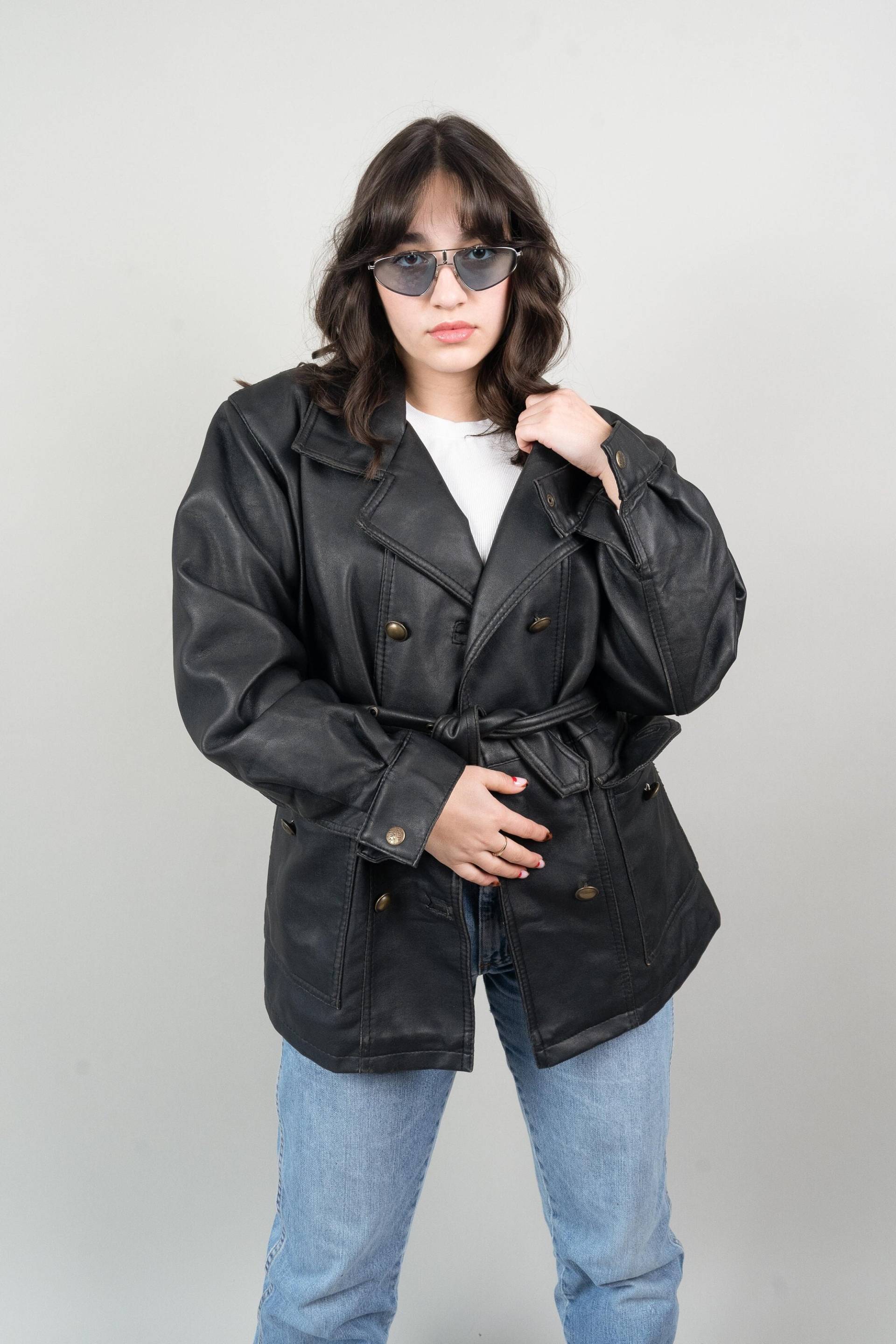 Size M "Vintage Leather Biker Jacket | Retro Motorcycle Classic Coat Stylish Vintage Outerwear von nonaClothingVintage