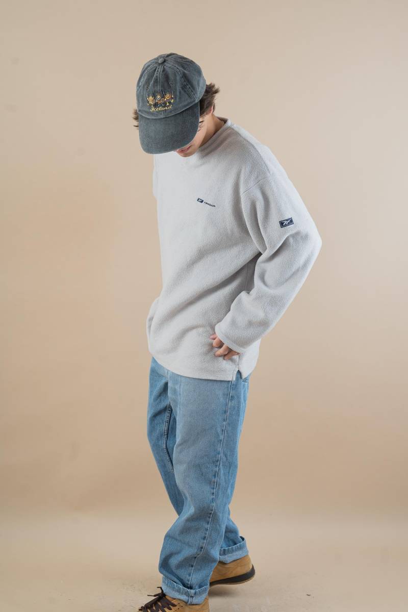 Vintage 90S Reebok Polar Fleece Sweater Crewneck Pullover Sportswear Classic Embroidered Logo Grey L Xlarge von nonaClothingVintage