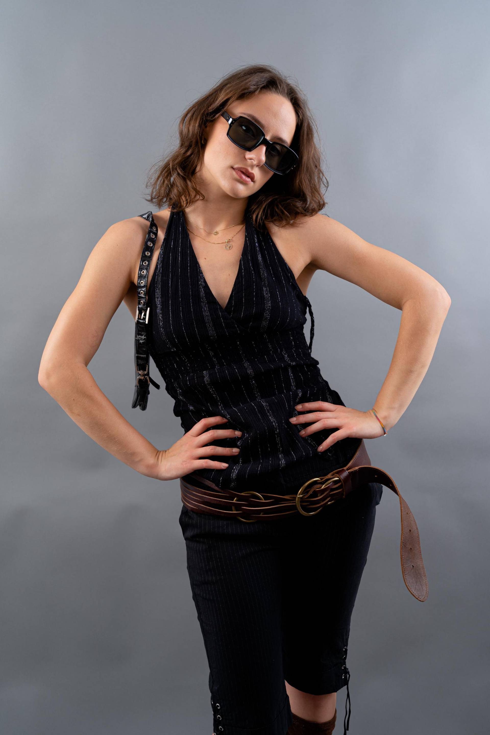 Vintage 90S Y2K Black Cropped T-Shirt Blouse | Neckholder Size M Low Waist Grunge Style Elegant & Edgy Fashion von nonaClothingVintage