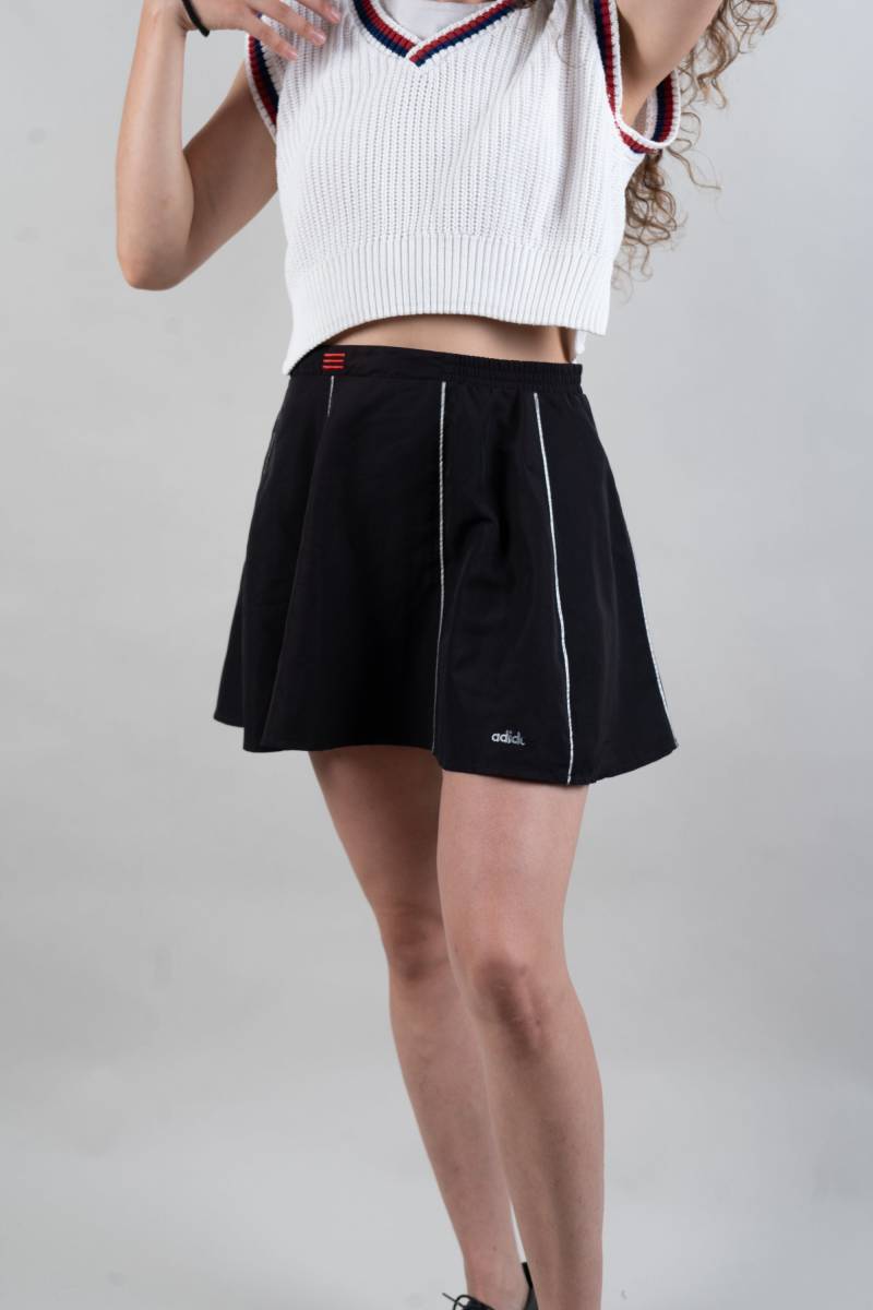 Vintage Adidas Mini Skirt Size S Black Tennis White Stripes 80S von nonaClothingVintage