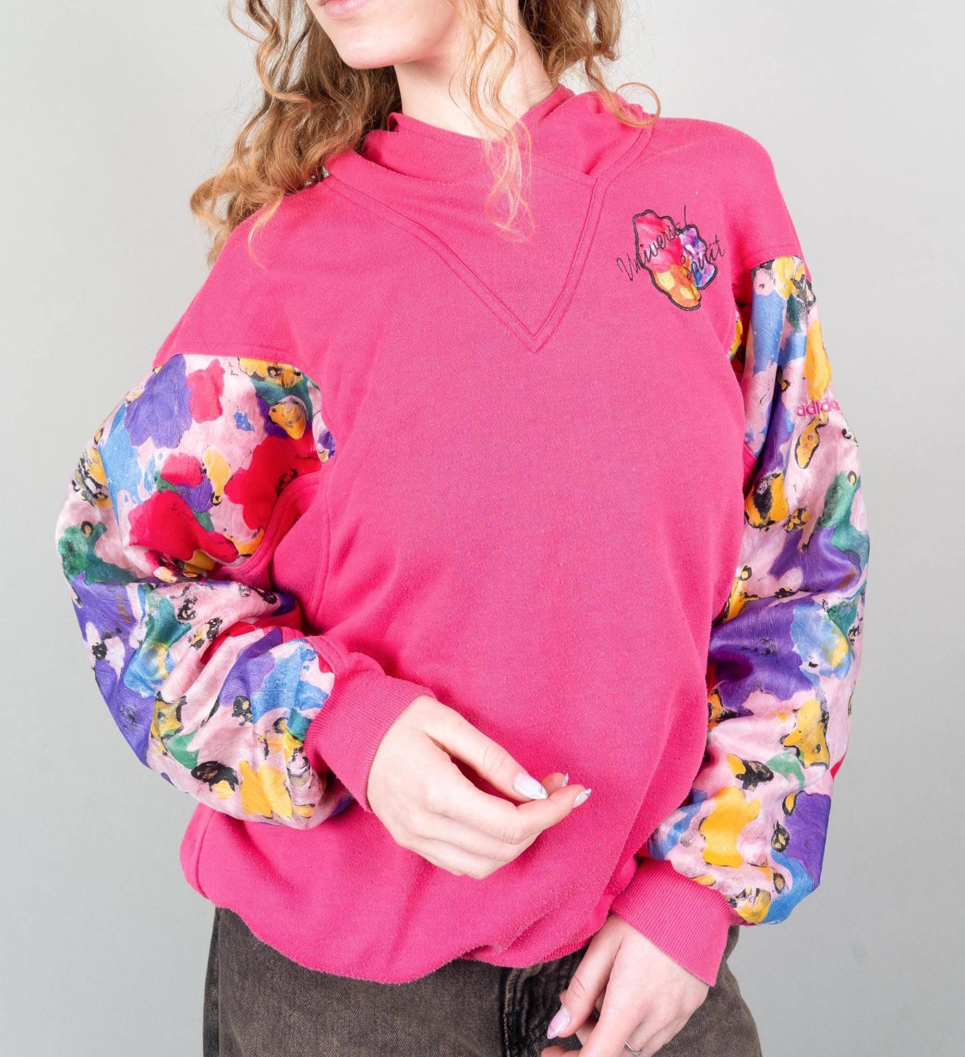Vintage Adidas Sweater Hoodie Sweatshirt Crewneck Pinke With Abstract Pattern 80S Size M von nonaClothingVintage