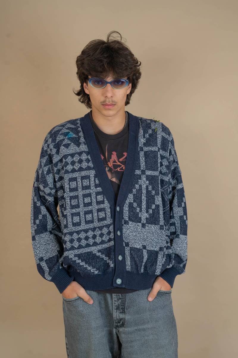 Vintage Cardigan Sweater Grandpa Casual Blue Basic Button Up Size L Abstract Crazy Pattern 90S von nonaClothingVintage