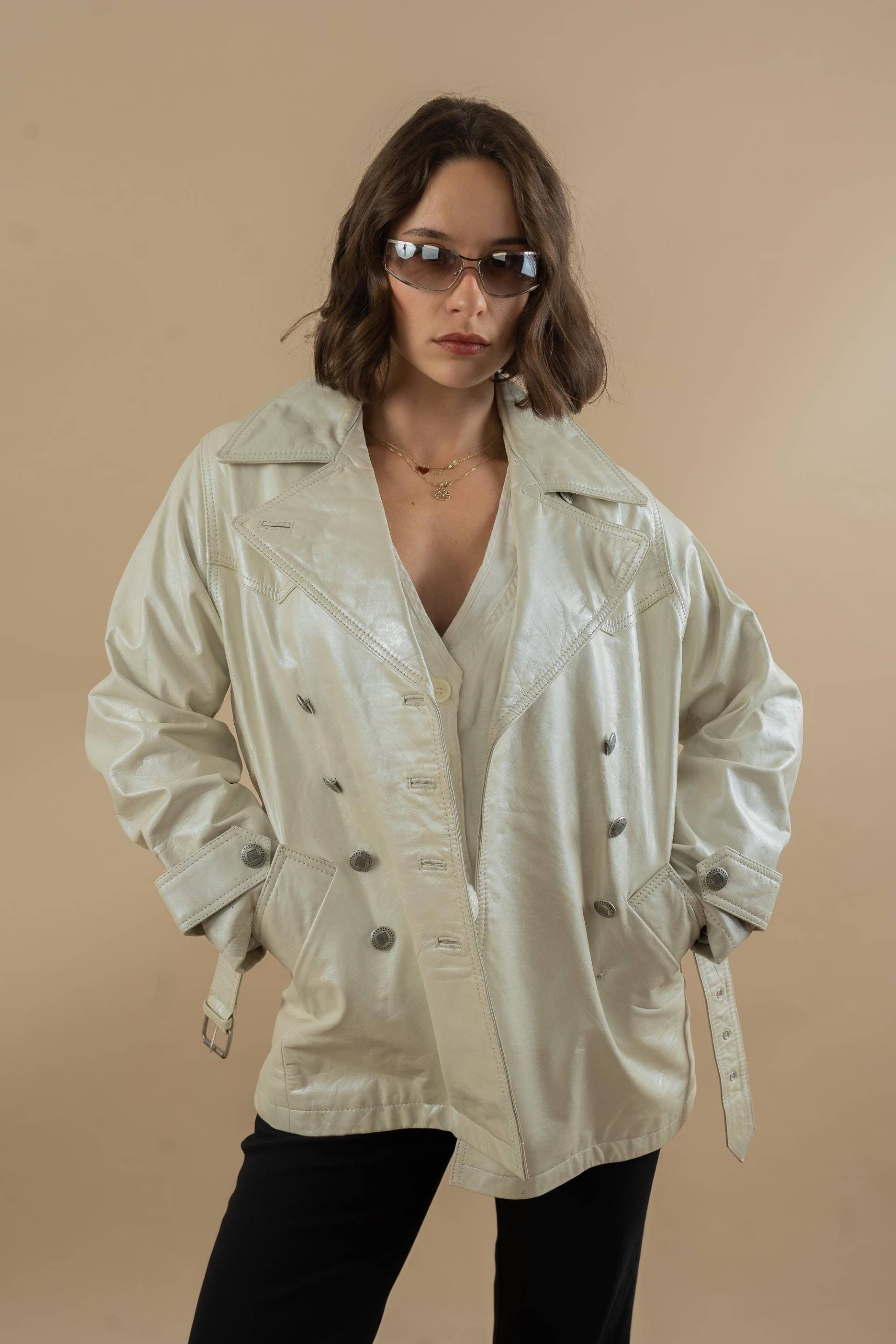 Vintage Dakota Leather Jacket White Size M Elegant With Pockets & Belt 80S 90S von nonaClothingVintage