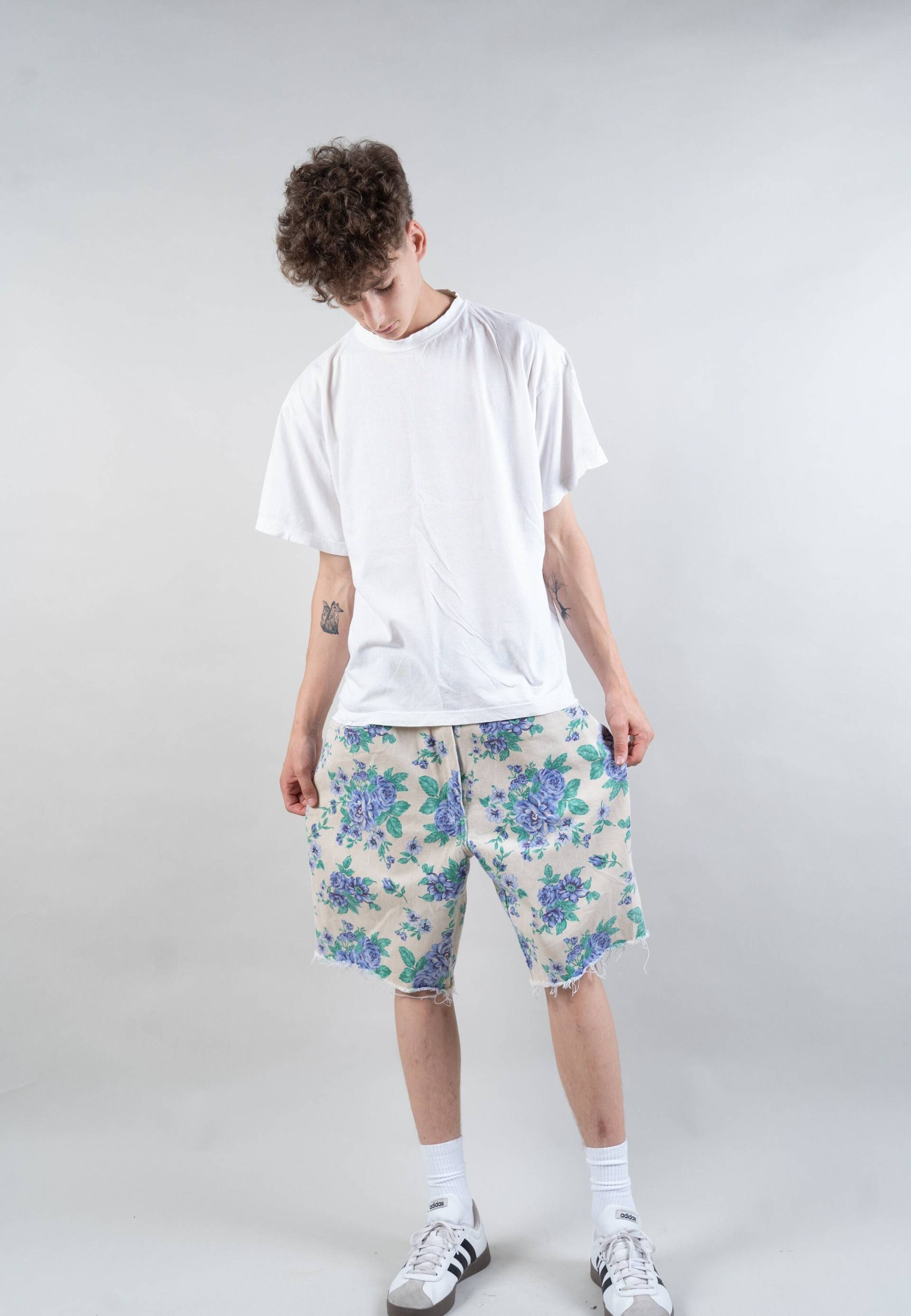 Vintage Denim Jorts Beige With Green Floral Pattern Size Xl Oversized Unisex Gender Neutral 80S Jeans Shorts von nonaClothingVintage