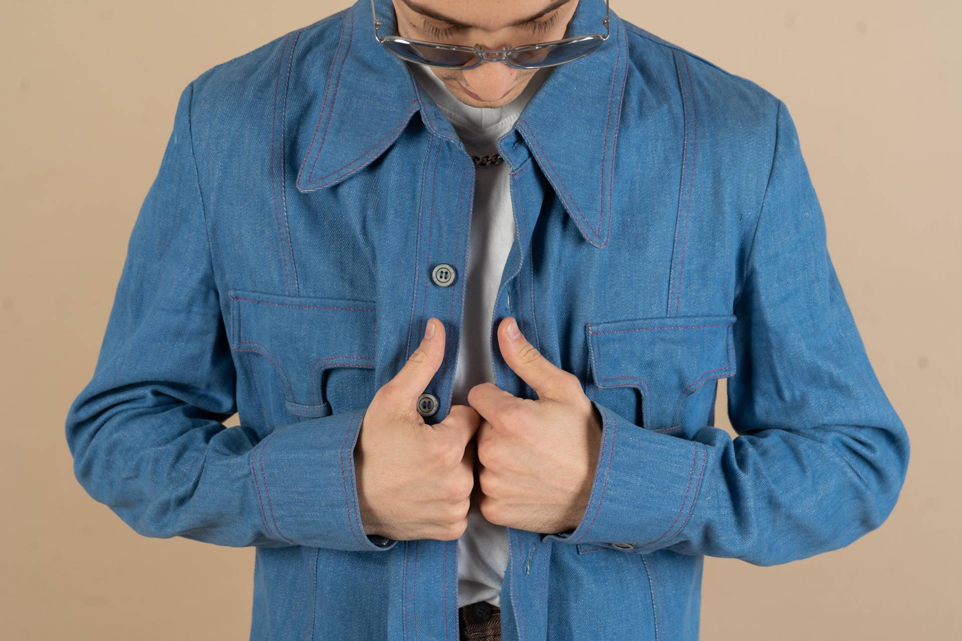 Vintage Denim Shirt Hard Cotton Dark Blue Wash 90S Gender Neutral Oversized Button Up L von nonaClothingVintage