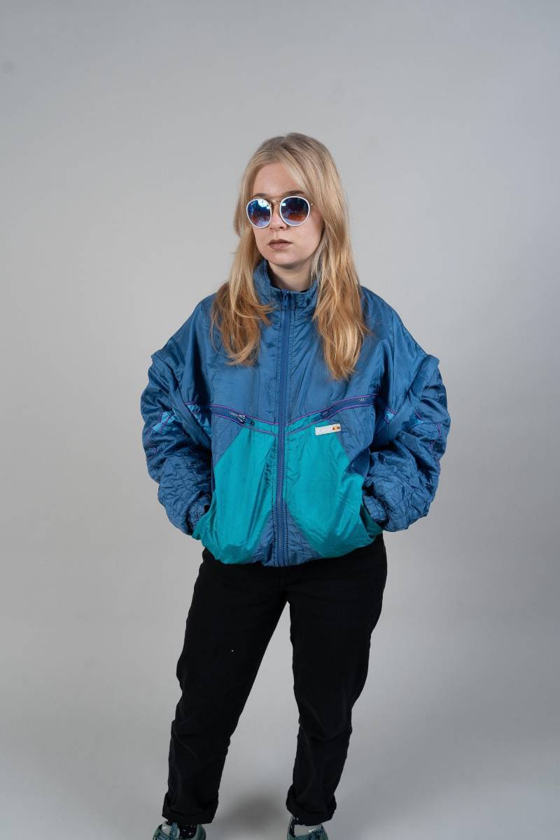 Vintage Ellesse Windbreaker Vest Puffer Jacket Size L Blue 80S von nonaClothingVintage