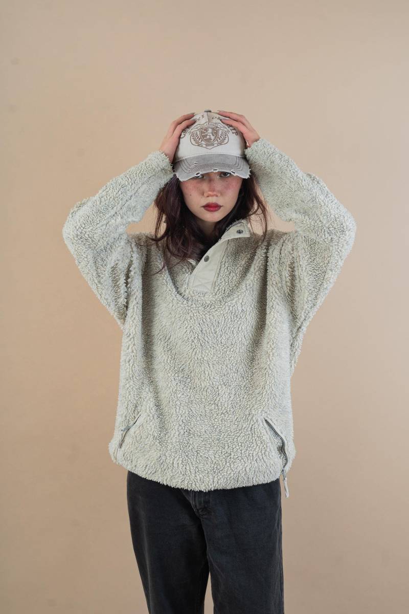 Vintage Fleece Jumper Sweater Size M/L Soft Grey White 90S von nonaClothingVintage