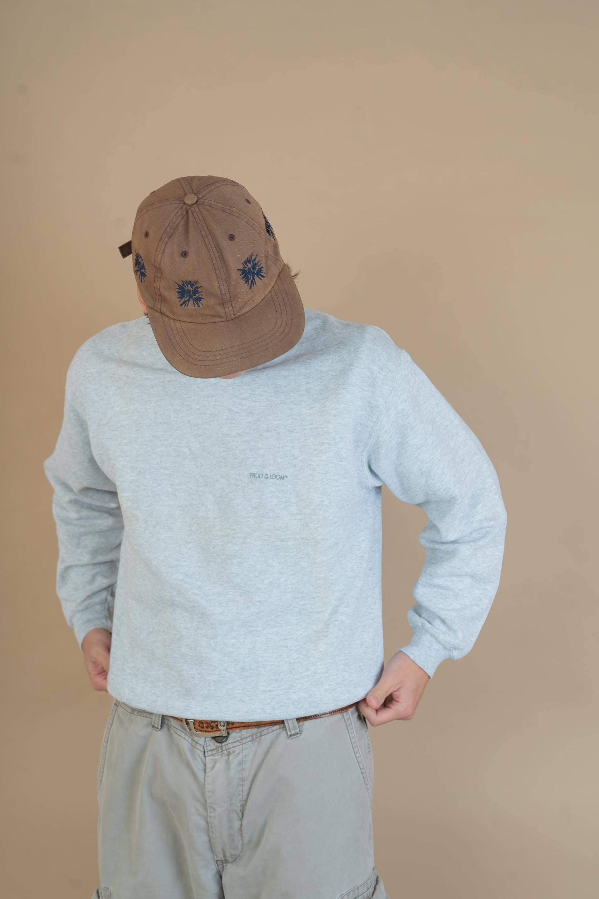 Vintage Fruit Of The Loom Crewneck Jumper Sweatshirt Grey Cotton Size M 80S 90S von nonaClothingVintage