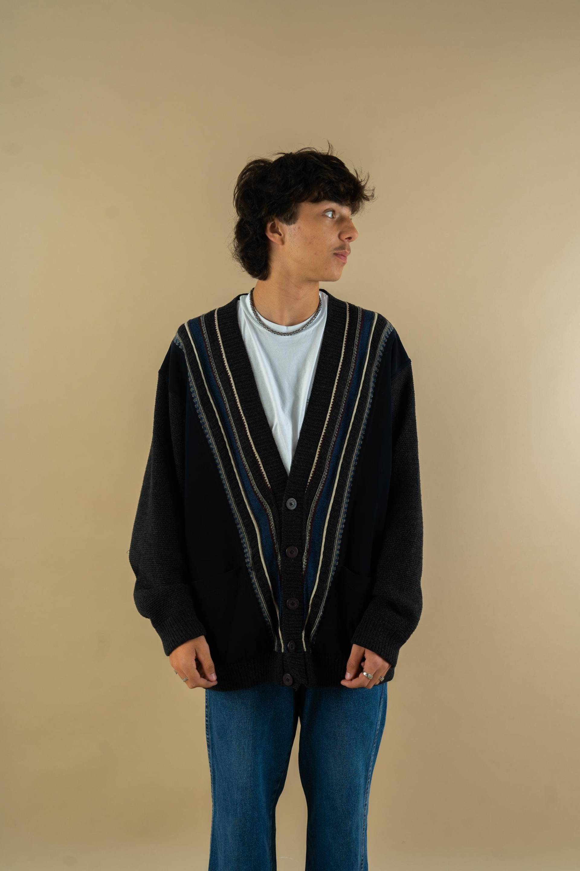 Vintage Grandpa Cardigan Sweater Cotton Blend Blue & Beige Crazy Pattern Size Xl 80S 90 With Suede Leather Details von nonaClothingVintage