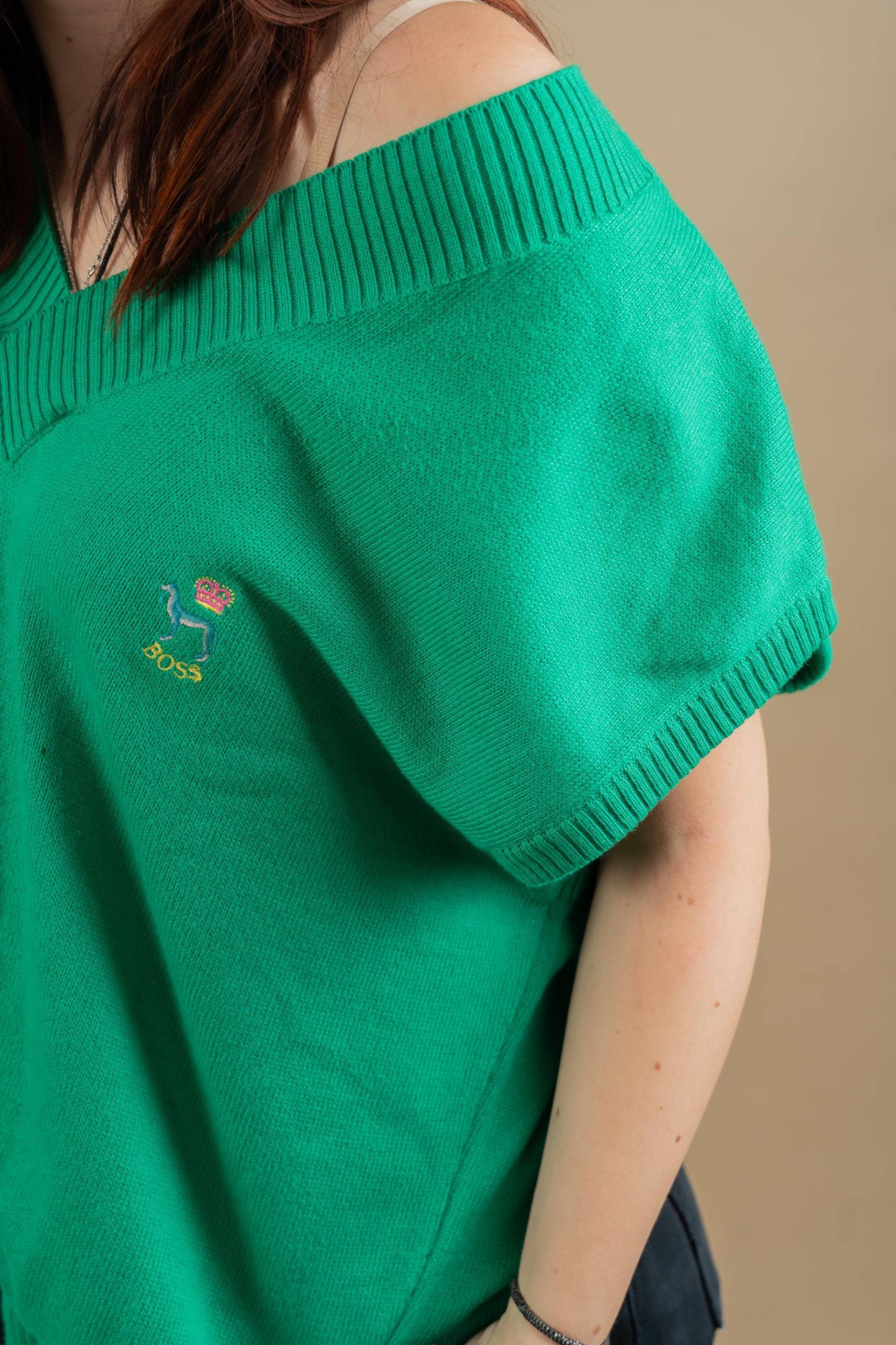 Vintage Hugo Boss Sweater Vest Green Oversized With Logo Embroiled Xxl 80S 90S von nonaClothingVintage