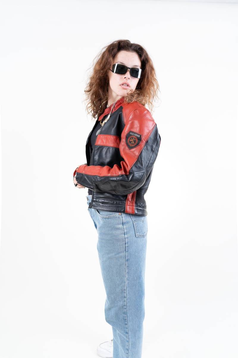 Vintage Isle Of Man Biker Jacket Black & Red Heavy Leather Distressed Suede Size M 80S von nonaClothingVintage
