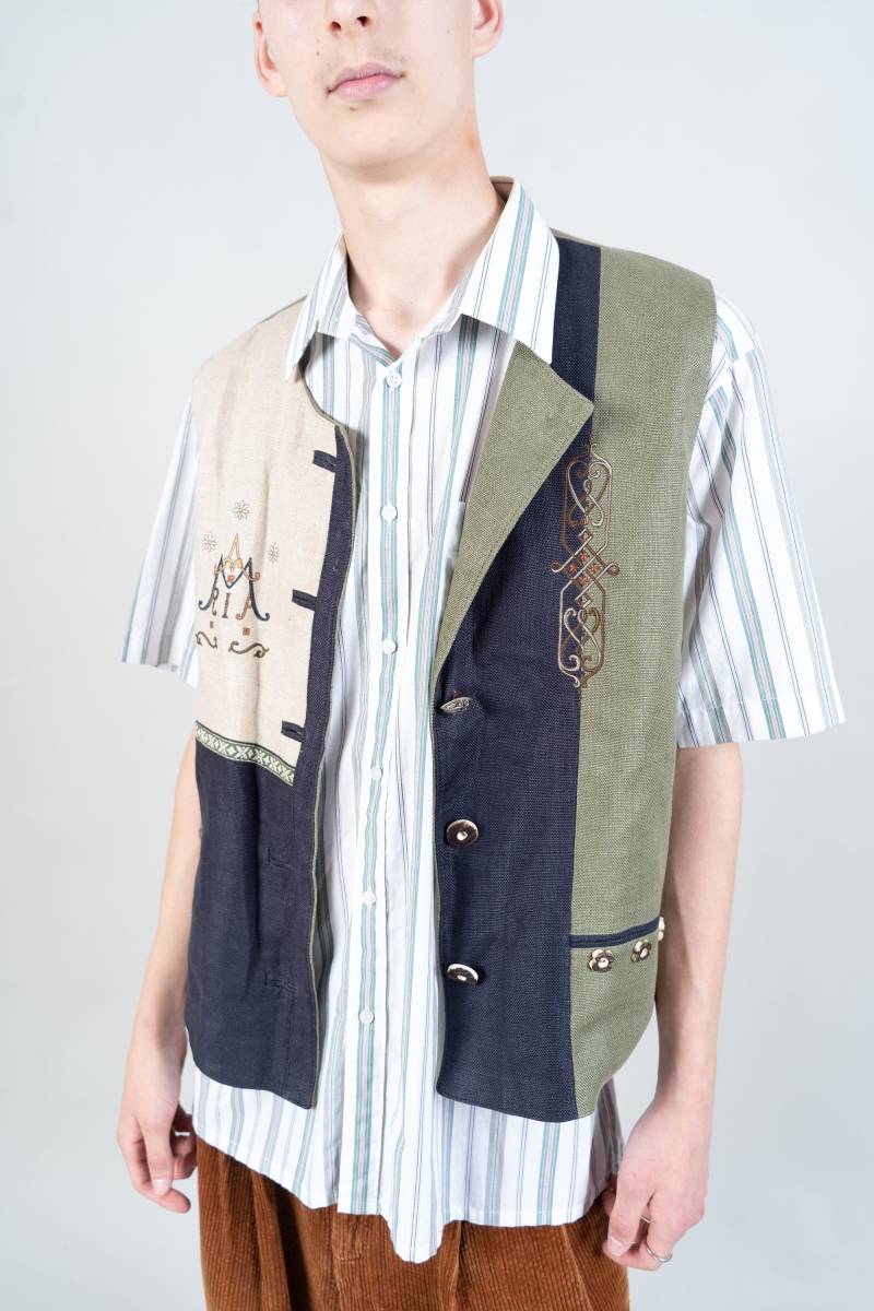 Vintage Leather Vest Brown Austrian Suede Original 80S Size Xl Khaki Beige Gender Neutral von nonaClothingVintage