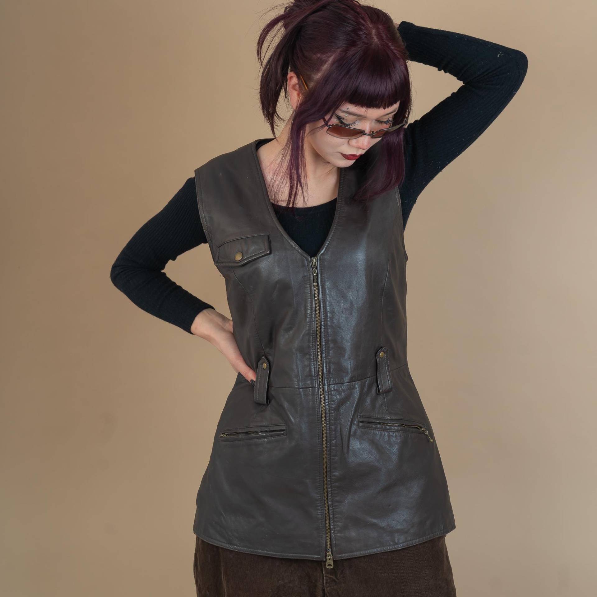 Vintage Leather Vest Distressed Brown Black Original 80S Size L Gender Neutral von nonaClothingVintage