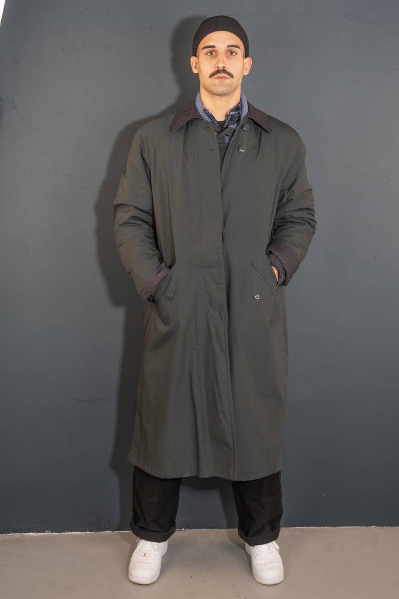 Vintage Lined Coat Grey Classic Trench Quitted Lining Cotton Blend Size L 80S von nonaClothingVintage