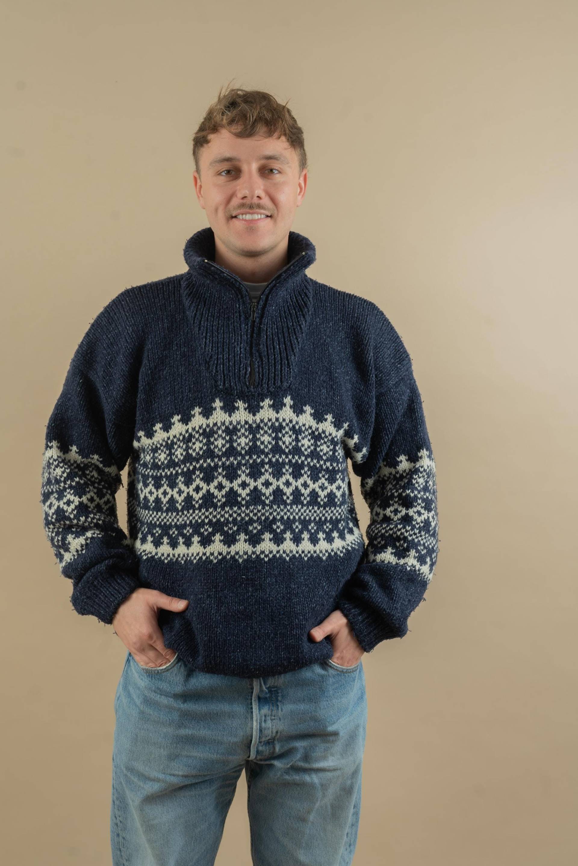 Vintage Pullover Sweater Size M-L Crazy Pattern Knit Sweater Jumper 80S 90S Navy, White Grey, High Neck von nonaClothingVintage