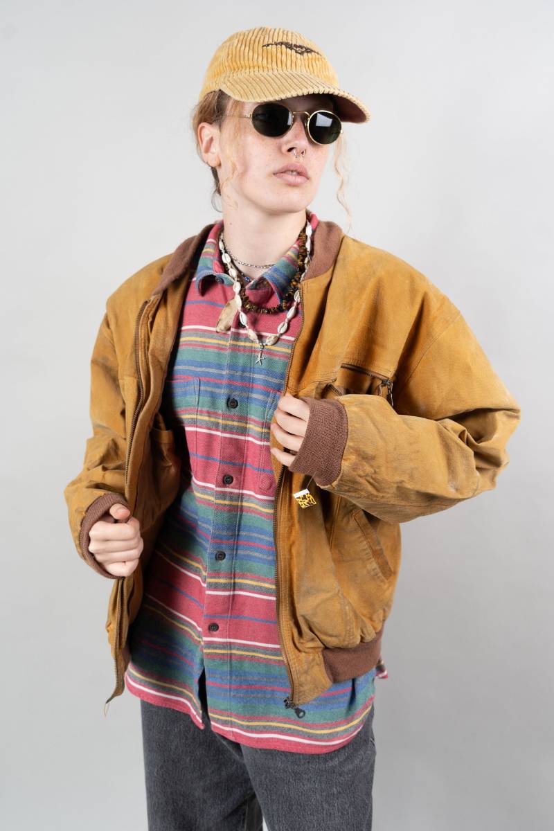 Vintage Suede Leather Bomber Jacket Beige Brown Size M 80S 90S Gender Neutral von nonaClothingVintage