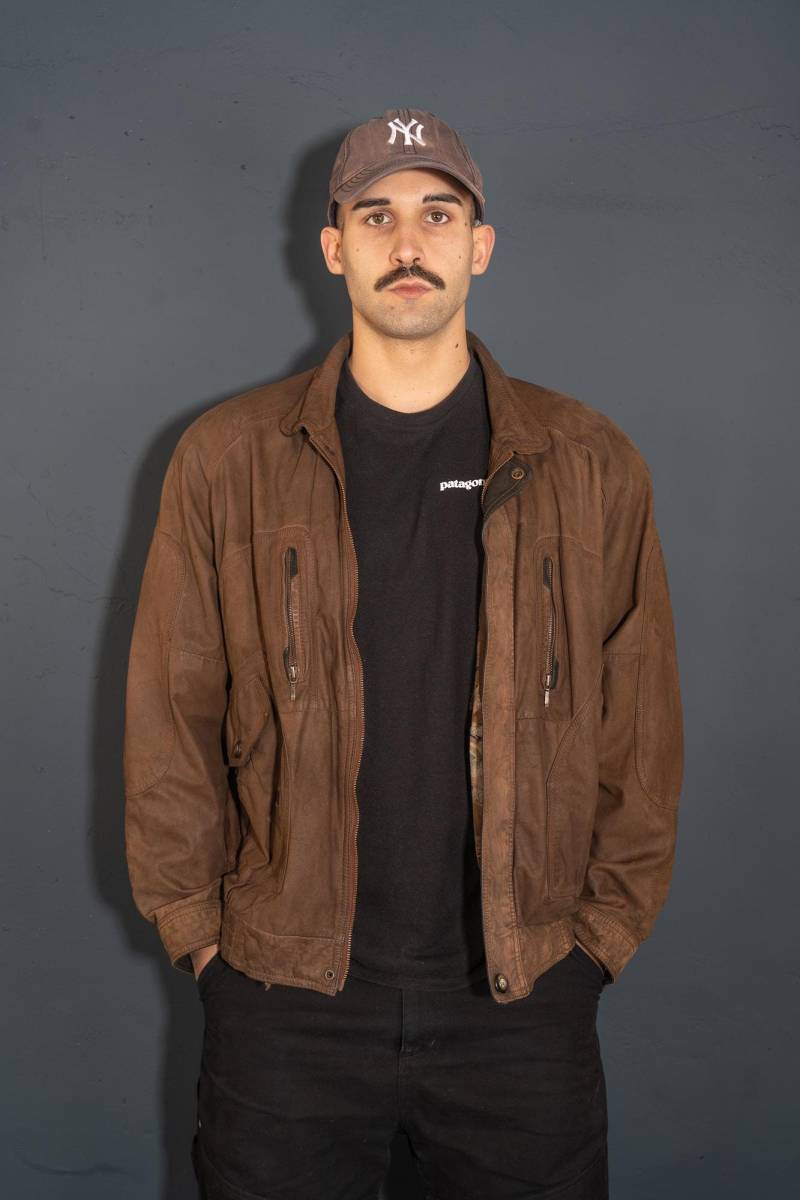 Vintage Suede Leather Bomber Jacket Beige Brown Size M - L 80S 90S Gender Neutral von nonaClothingVintage