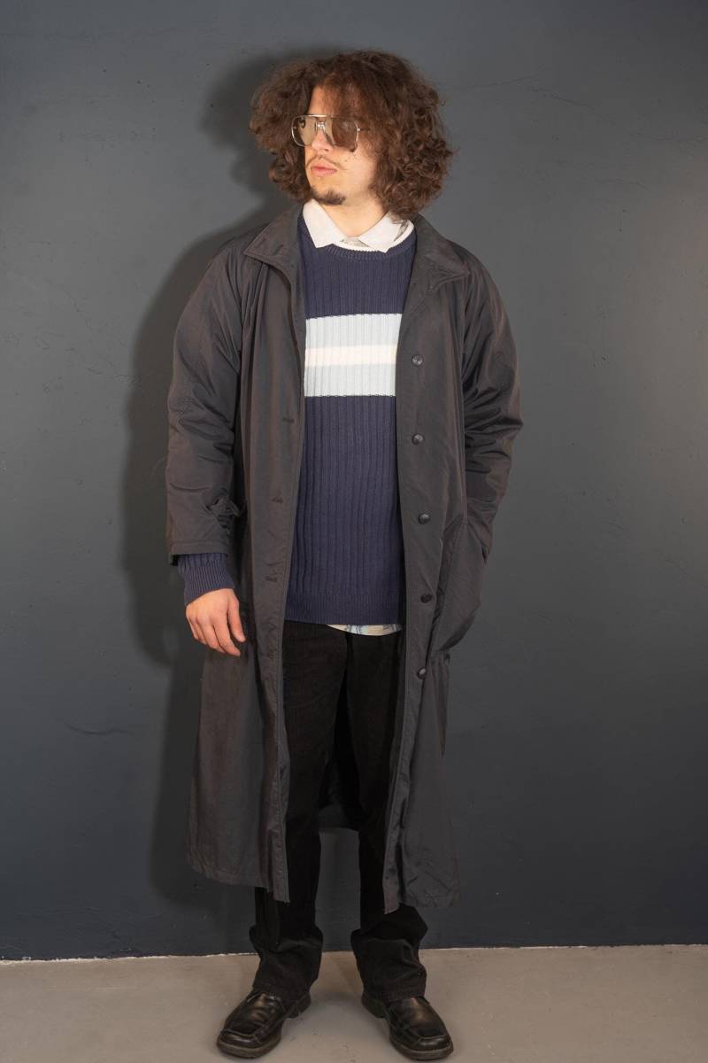 Vintage Trench Coat Black Grey Overcoat Man Eu Size L Goretex 80S 90S Second Hand Gender Neutral von nonaClothingVintage