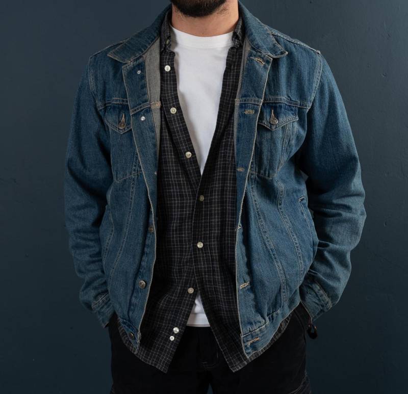 Vintage Trucker Jeans Jacket Man Size L Cropped Denim Jacket Brown 80S 90S Dark Blue Wash von nonaClothingVintage