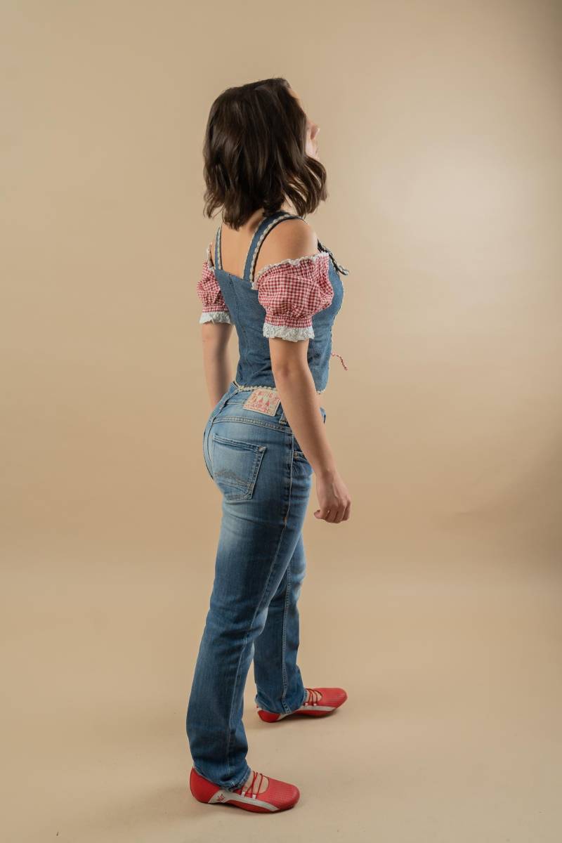 Y2K Mustang Vintage Size S Low Rise Denim Jeans Bootcut Pants 90S Mid Blue Wash White Seams von nonaClothingVintage