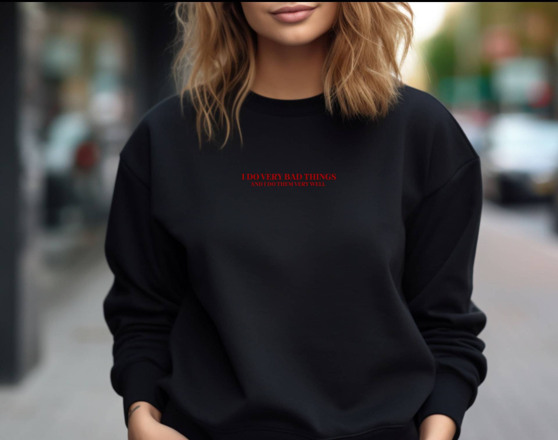 I Do Very Bad Things & I It Well Unisex Heavy Blend™ Crewneck Sweatshirt von noordinaryapparel