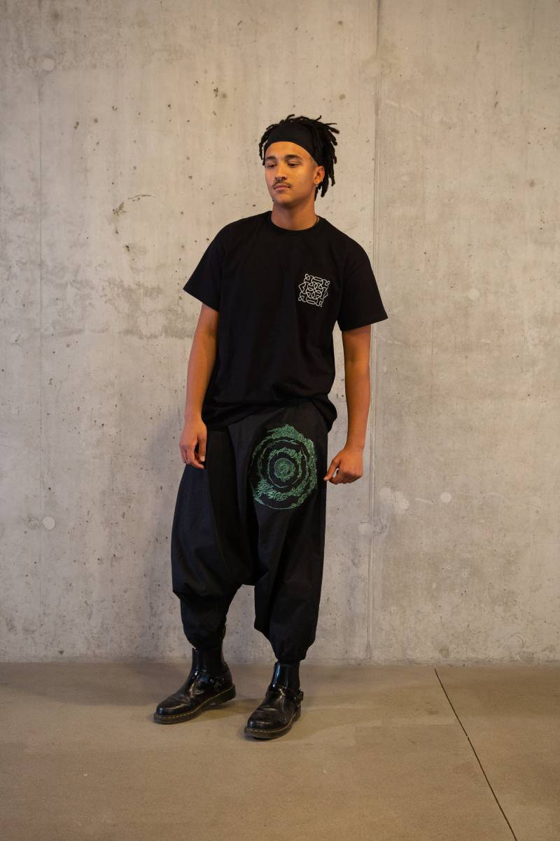 100% Baumwolle Unisex Bestickte Haremshose - Loop Von Vaptized von nopoinARTisan