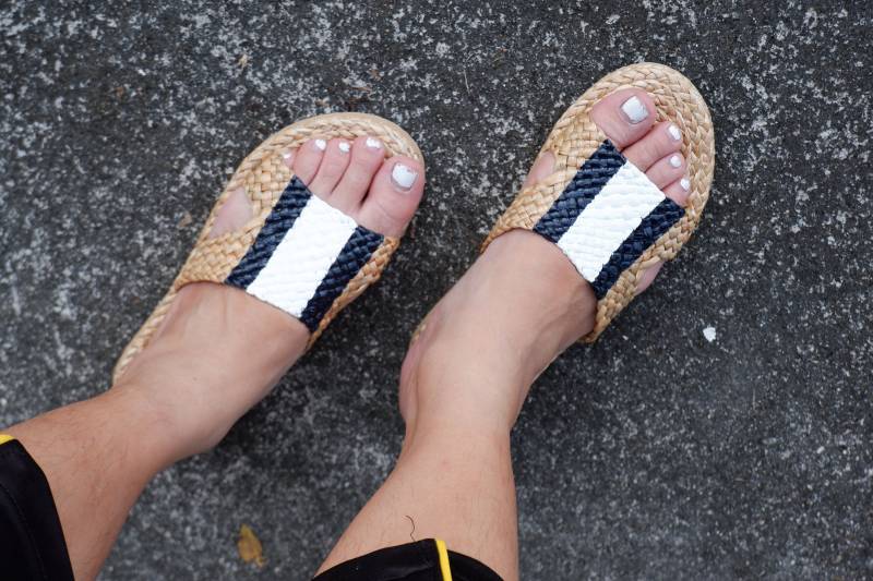 Benutzerdefinierte Braut Stroh Sandalen Boho Strand Brautjungfer Hausschuhe von nornorbag