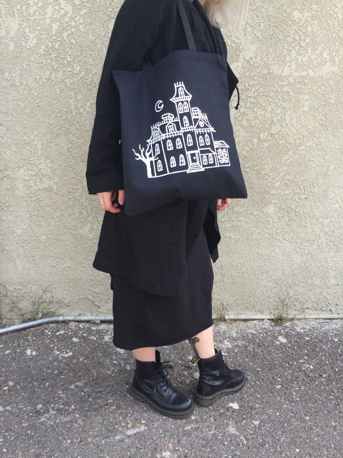 1313 Cemetery Lane Gothic Addams Family Handgemachte Siebdruck Einkaufstasche von nothingpins