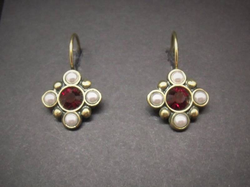 Mittelalter Ohrringe Granat Strasssteine Kunstperle Antiqued Messing Kostenloser Versand Usa von nottheComfortZone