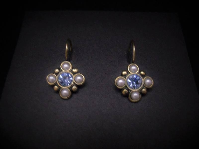 Mittelalter Ohrringe Licht Saphir Weiße Perle Antik Messing Kostenloser Versand Usa von nottheComfortZone