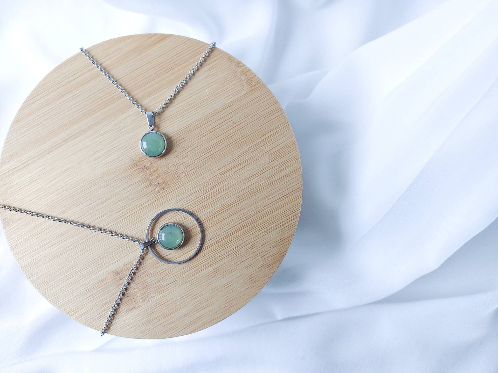 Green L Halskette Mit Aventurin-Anhänger // Aventurin Grün Oder Ohne Loop Aus Edelstahl/Design Unikat Schmuck Green L Halskette Mit Aventurin-Anhänger // Aventurin Grün Oder Ohne Loop Aus Edelstahl/Design Unikat Schmuck von nouimanufaktur