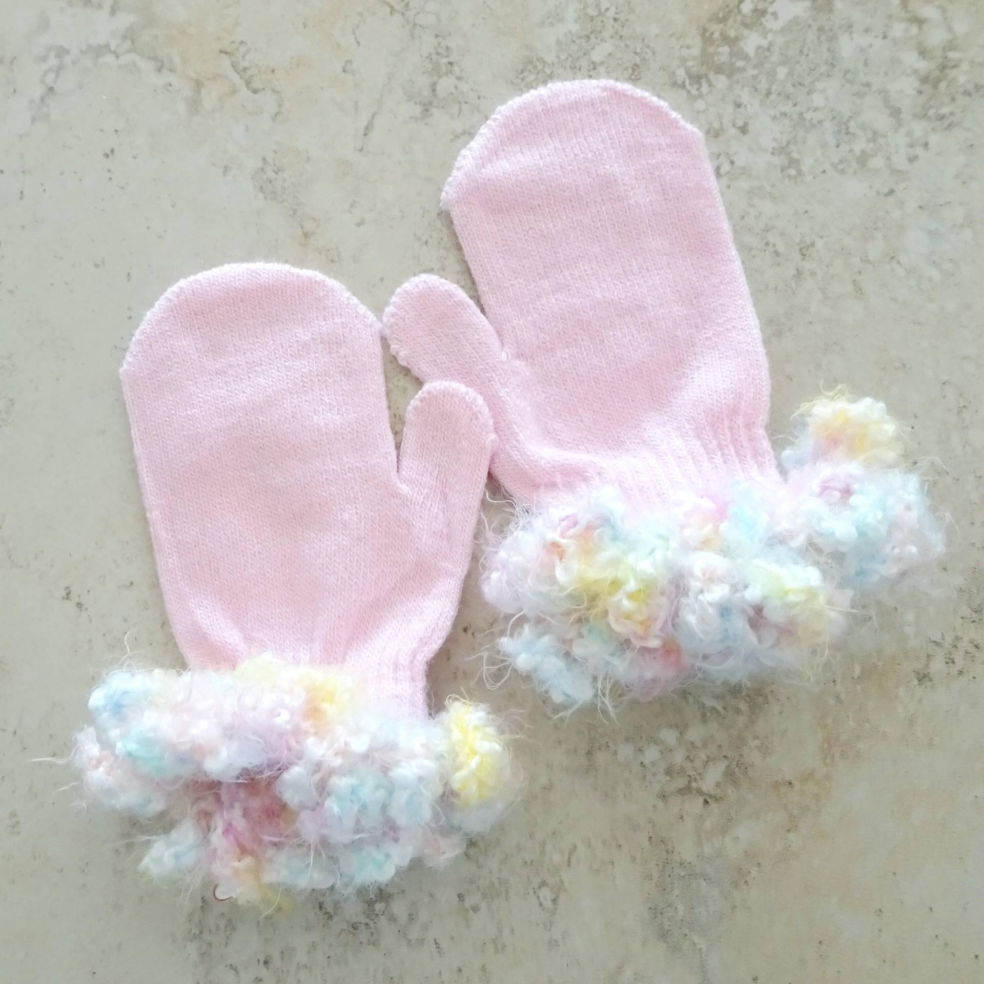 Rosa Armstulpen, Kindergröße, Ausgefallene Gehäkelte Armstulpen von novelknitsdlm