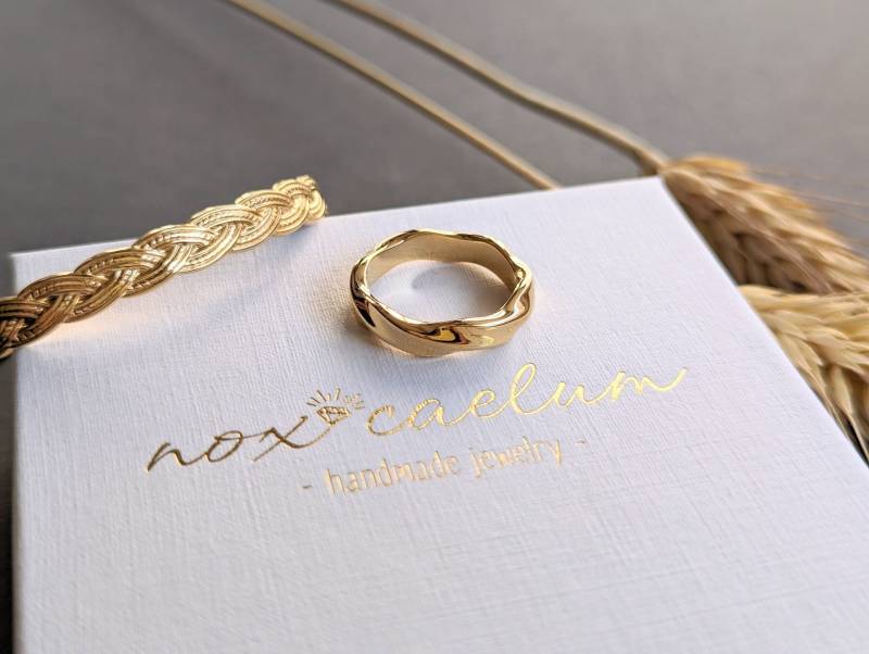 Nox Caelum | 18K Vergoldeter Twist Ring Aus Edelstahl, Chunky Ring, Verdrehter Statement Gold Geschenk Für Sie Nox Caelum | 18K Vergoldeter Twist Ring Aus Edelstahl, Chunky Ring, Verdrehter Statement Gold Geschenk Für Sie von noxcaelumDesign