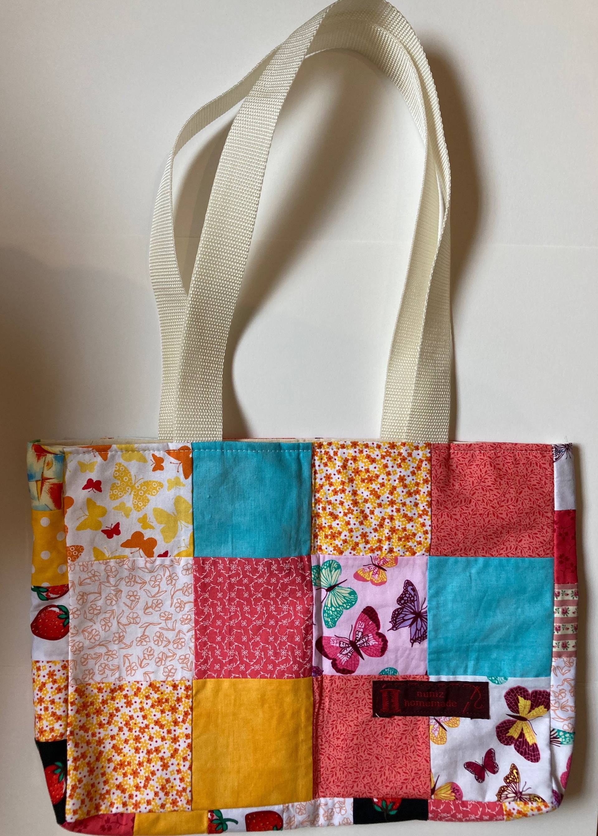 Patchworktragetasche Klein Patchworktragetasche Klein von nunizhomemade