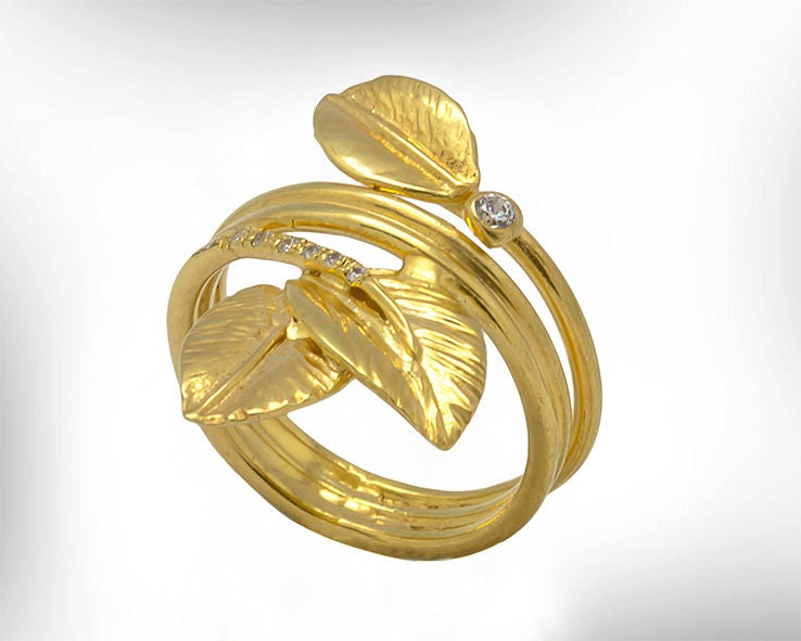 22K Vergoldeter Blätter Ring, Vintage Zirkonia Statement Schmuck von nuritdesignjewelry