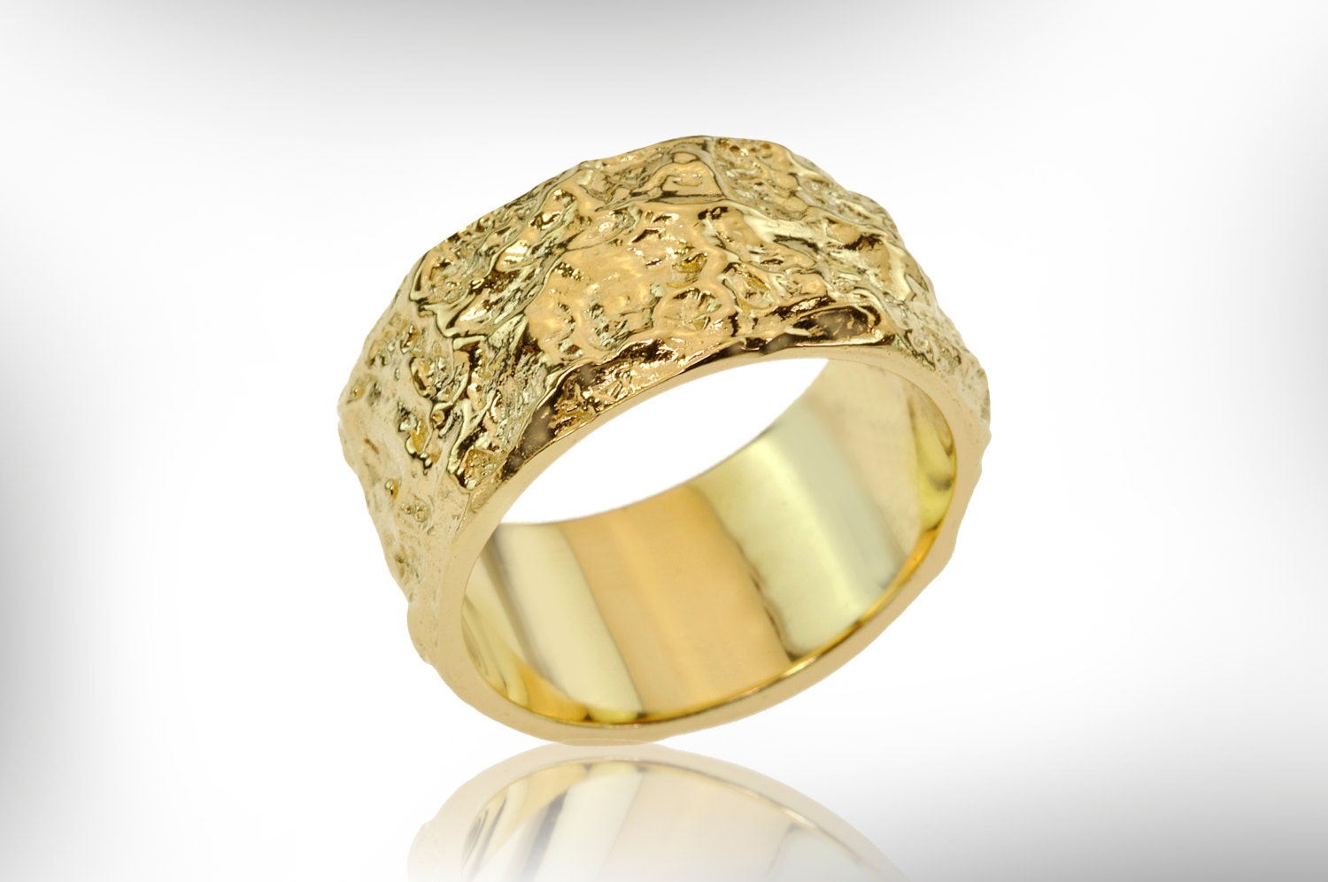 Rustikaler 14K Gold Ehering, Unisex Ring von nuritdesignjewelry