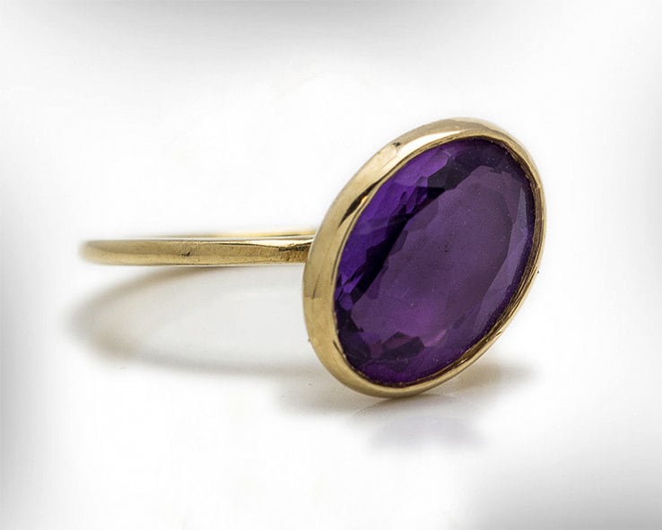 Handgemachter 9K Gold Amethyst Ring, Februar Geburtsstein von nuritdesignjewelry