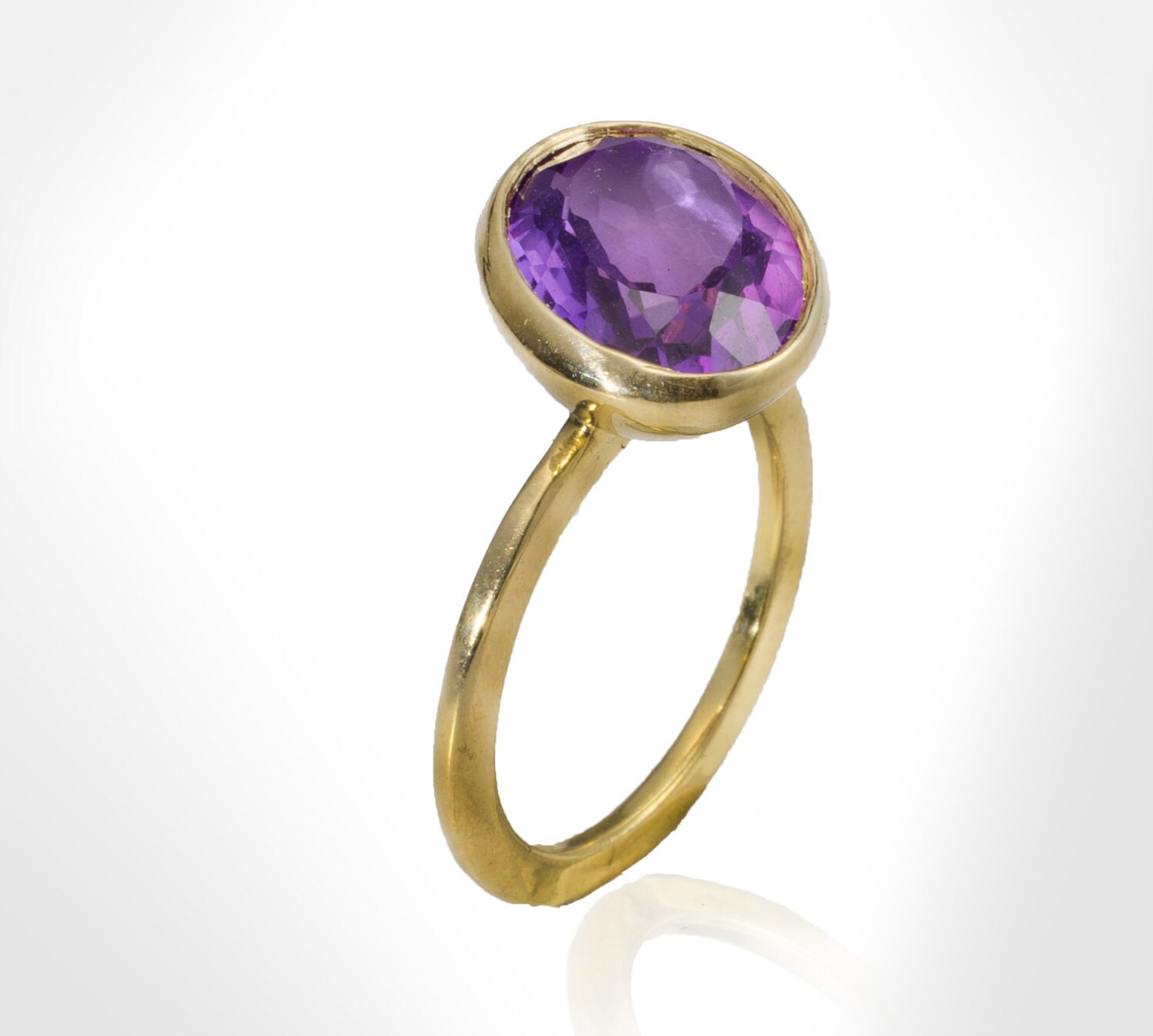 Handgemachter 22K Vergoldeter Amethyst Ring, Februar Geburtsstein von nuritdesignjewelry