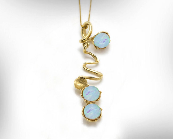 Blauer Opal Anhänger, 9K Oder 14K Gold Halskette Für Frauen, Geburtstag Schmuck Geschenk. Geburtsstein Halskette, Oktober Birthstone Blauer Opal Anhänger, 9K Oder 14K Gold Halskette Für Frauen, Geburtstag Schmuck Geschenk. Geburtsstein Halskette, Oktober Birthstone von nuritdesignjewelry