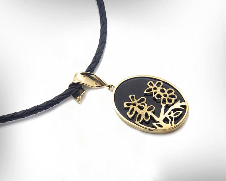 Einzigartige Handgemachte 14K Gold Große Onyx Anhänger Halskette, 50 Jahre Jubiläumsgeschenk Für Frau, Blumen Halskette Frauen von nuritdesignjewelry