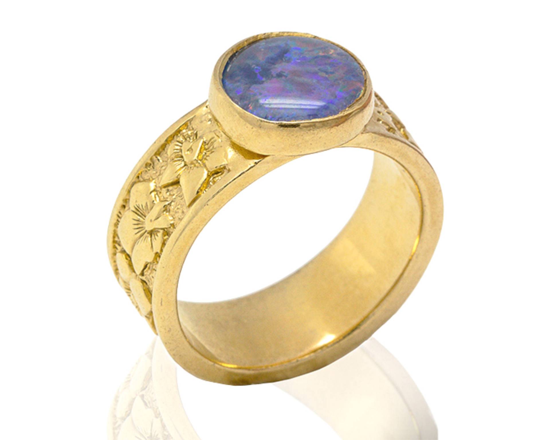 Frauen Goldblumen Ring Eingelegt Blauer Opal Oktober Birthstone, Geschenk Edelstein Für Sie von nuritdesignjewelry