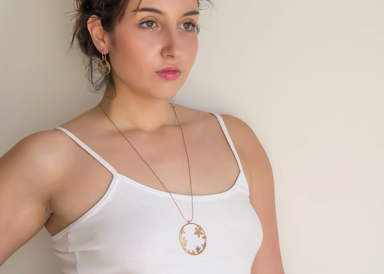 Schmuckset Für Sie Big Gold Blumen Pedant Und Baumeln Ohrringe von nuritdesignjewelry