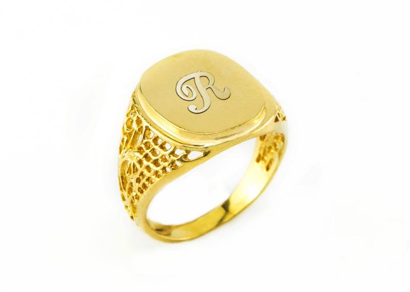Handgemachte 9K Gold Spitze Siegelring, Personalisierte Initial Ring von nuritdesignjewelry