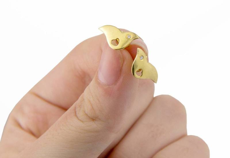 Zierliche 9K Gold Vogel Ohrstecker, Zirkonia-Edelstein, Handgemacht von nuritdesignjewelry