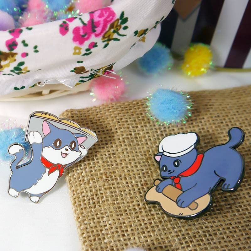 Emaille Pin Cookie The Kneader Cat Pin Emaille Pin Cookie The Kneader Cat Pin von nyanzilla