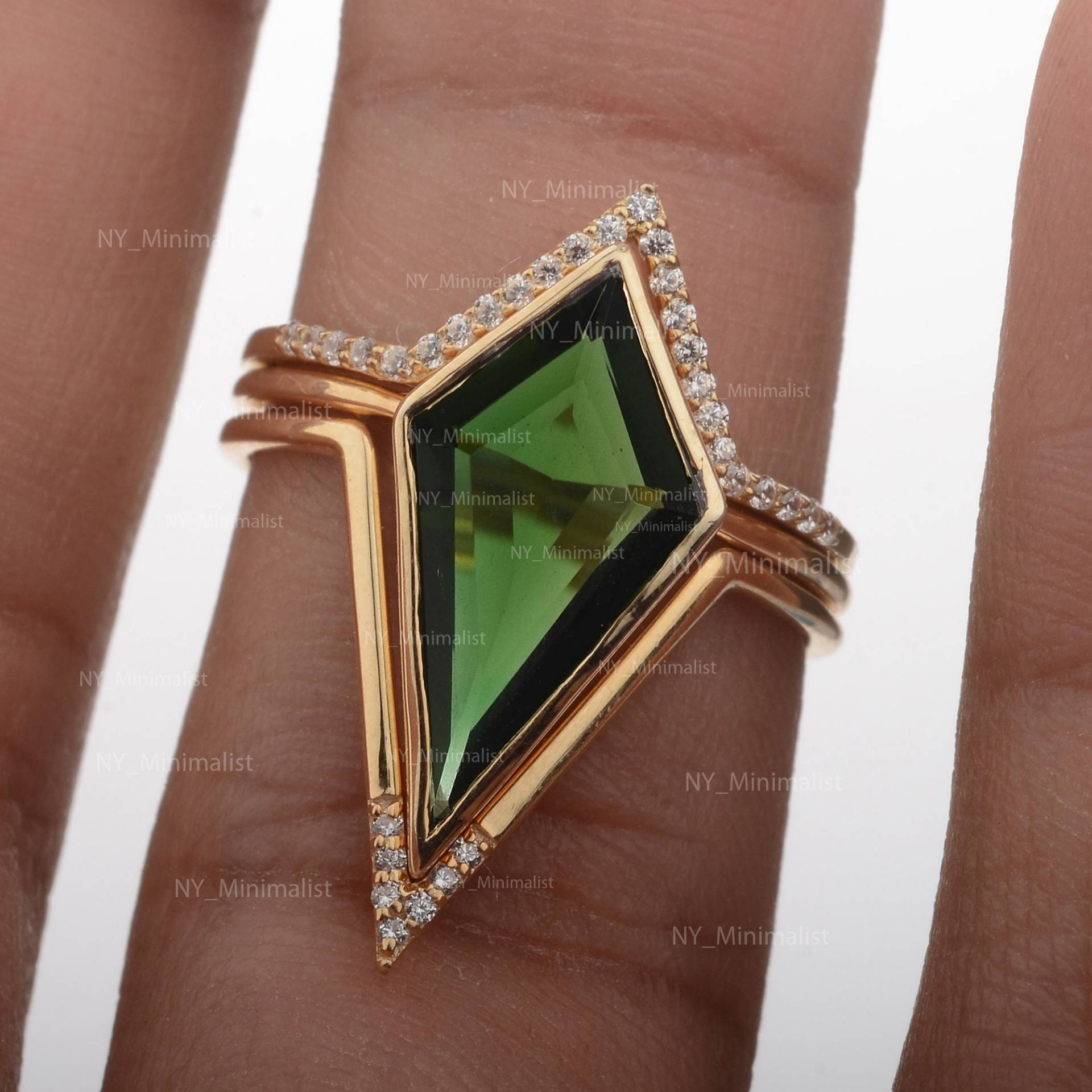 14K Gelbgold 100% Echte Natürliche Aaa Grüner Turmalin Edelstein Diamant Verlobungsring Set Einzigartiger Schmuck Zertifizierter Ring 14K Gelbgold 100% Echte Natürliche Aaa Grüner Turmalin Edelstein Diamant Verlobungsring Set Einzigartiger Schmuck Zertifizierter Ring von nyminimalist