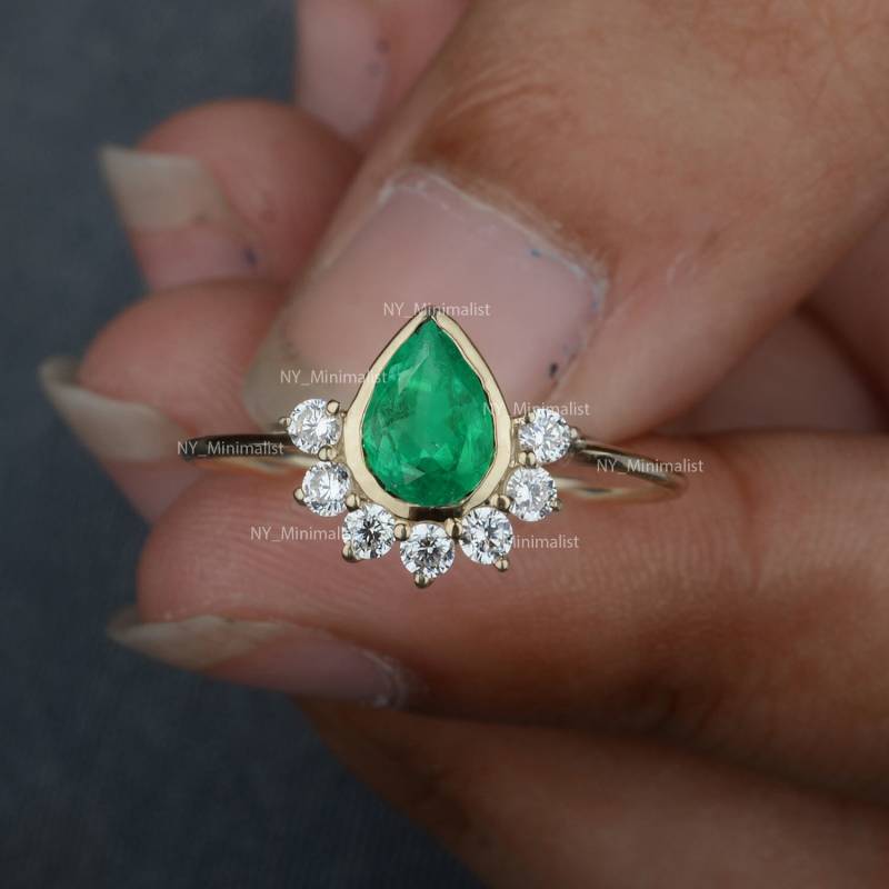 14K Gold Tropfen Smaragd Diamant Ring Echte Eternity Band von nyminimalist
